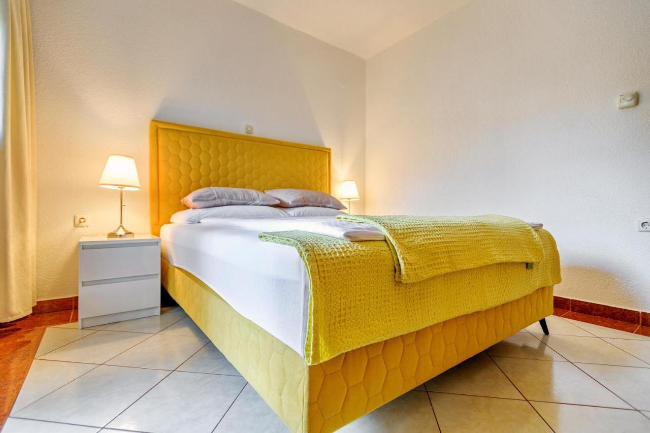 Comfort Apartments In Peaceful Area Zadar - With Garden المظهر الخارجي الصورة