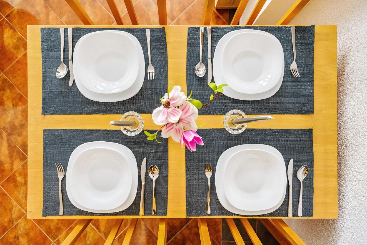 Comfort Apartments In Peaceful Area Zadar - With Garden المظهر الخارجي الصورة