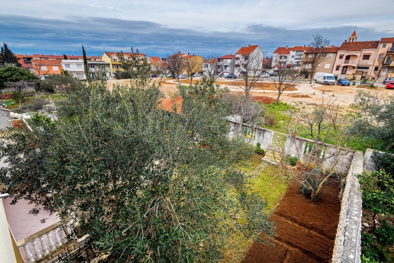 Comfort Apartments In Peaceful Area Zadar - With Garden المظهر الخارجي الصورة